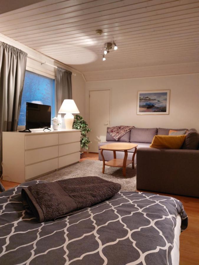 Апартаменти Koskentien Kotimajoitus & Luxury Glamping Йямся Екстер'єр фото